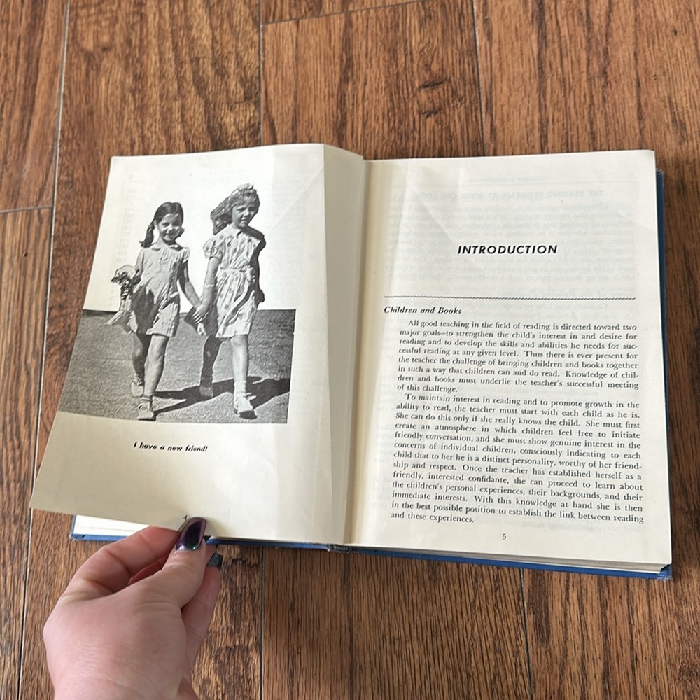 Vintage Our New Friends school book teachers edition 1946 -1947 hardcover series - Picture 7 of 7